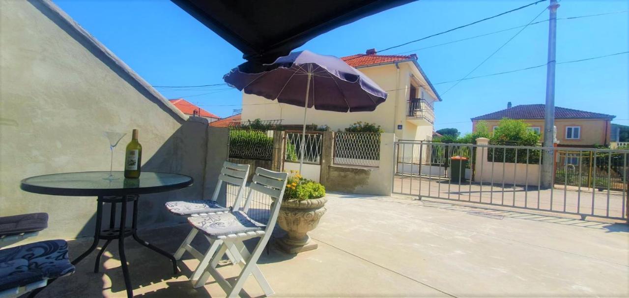 Apartment Fain - Private Parking Zadar Exterior foto